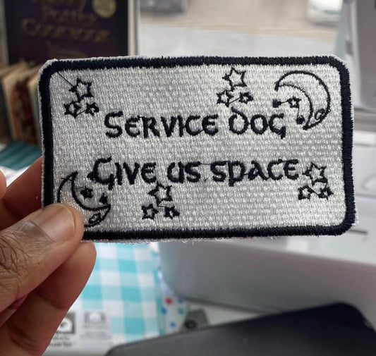 Service dog give us space